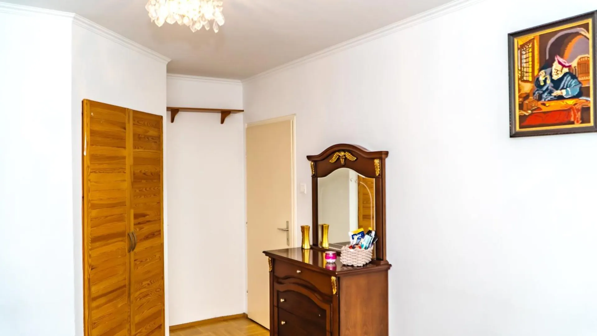 Apartment Spacious Rooms 5 Minutes To Wiener Stadthalle Cg