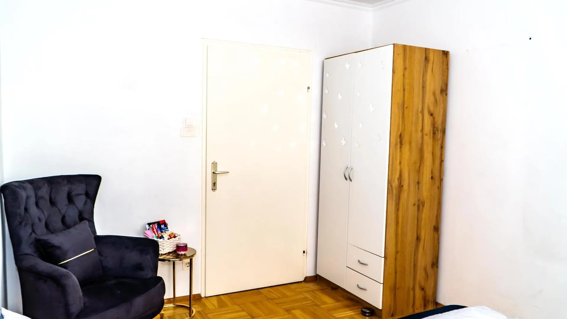 Spacious Rooms 5 Minutes To Wiener Stadthalle Cg 0*, וינה אוסטריה